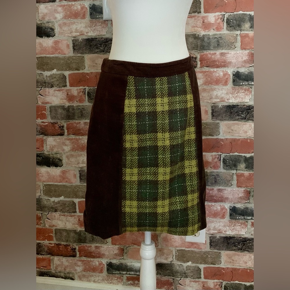 Anthropologie Maeve Swathe Plaid Pencil Skirt, Size 8. Good condition